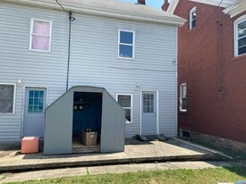 413 N 6th Ave, Unit 413