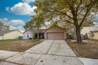 1006 Albamonte Ct in Oviedo, FL - Building Photo - Building Photo