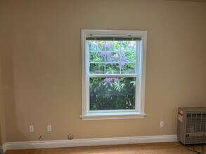 2356 NW 67th St, Unit #1 in Seattle, WA - Building Photo - Building Photo