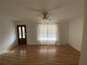 8311 Hathaway Dr in Austin, TX - Building Photo - Building Photo