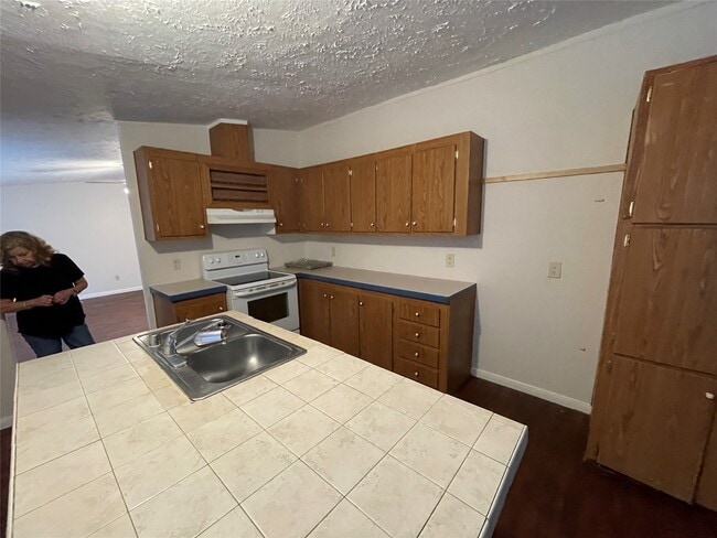 property at 16658 Meadowcroft St