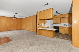 706 Manson St in Wolfe City, TX - Building Photo - Building Photo