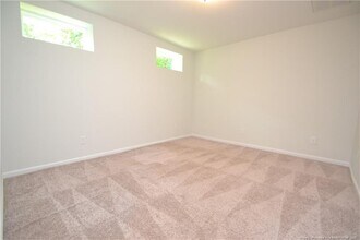 1405 Luxor Dr in Apex, NC - Building Photo - Building Photo