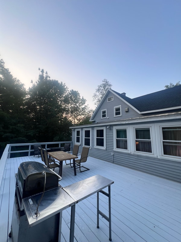 39 Lost River Rd in Woodstock, NH - Foto de edificio - Building Photo