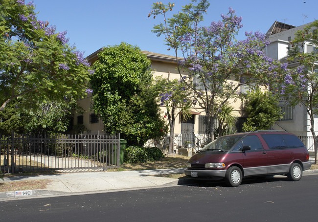 144 S Gramercy Pl in Los Angeles, CA - Building Photo - Building Photo