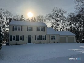 50 Heritage Dr in Cheshire, CT - Building Photo
