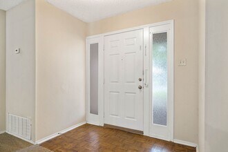 13918 Tree Crossing St in San Antonio, TX - Building Photo - Building Photo