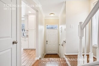 7728 Hickory Glen Way in Springfield, VA - Building Photo - Building Photo