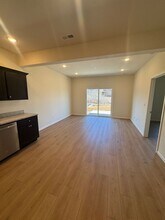 4919-4921 Silver Mill Dr in Columbia, MO - Building Photo - Building Photo