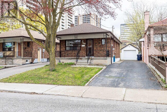 property at 401 Ridelle Ave