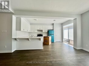 269 Ormiston Cres in Ottawa, ON - Building Photo - Building Photo