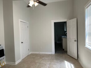 2313 Dabadie St, Unit 2313 D'Abadie St in New Orleans, LA - Building Photo - Building Photo