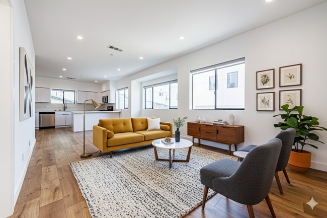 705 N Benton Way, Unit 705