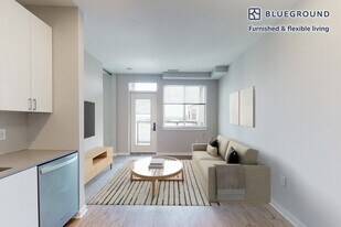 2 E Joppa Rd, Unit FL6-ID7999A in Towson, MD - Building Photo