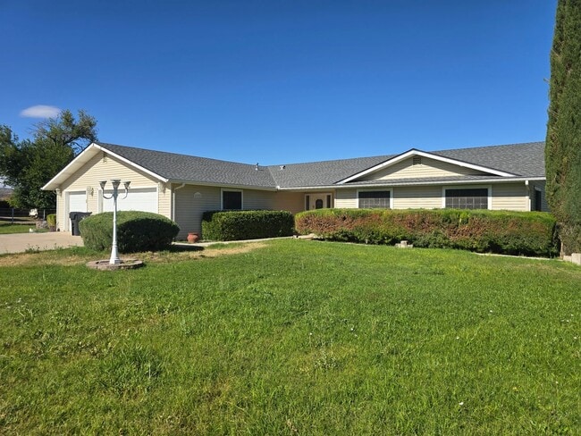 2222 E Aspen St in Cottonwood, AZ - Building Photo - Building Photo