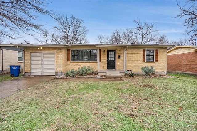 3139 Healey Dr in Dallas, TX - Building Photo