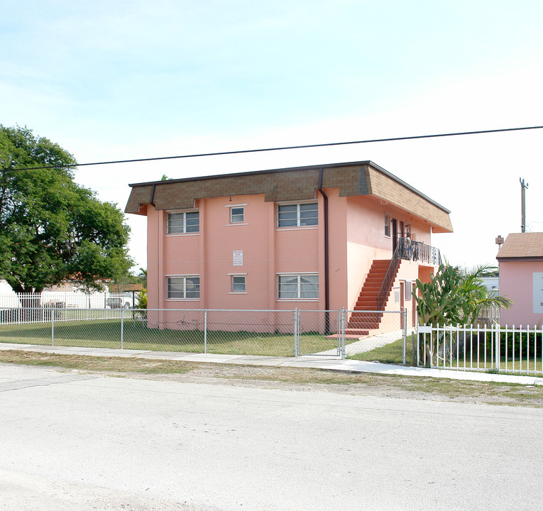 117 SE 2nd Rd in Homestead, FL - Building Photo