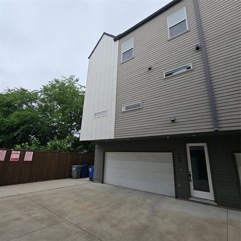 property at 2143 Mail Ave