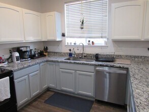 10492 Norfolk Ct in Commerce City, CO - Building Photo - Building Photo