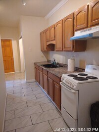 126 S 46th St, Unit Apt B photo'