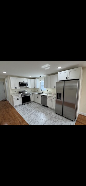 15 Loreto St in Providence, RI - Building Photo