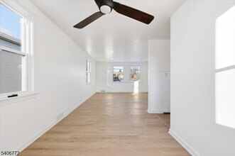 88 Mitchell St in West Orange, NJ - Building Photo - Building Photo