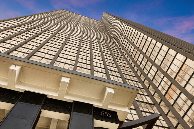 property at 655 W Irving Park Rd