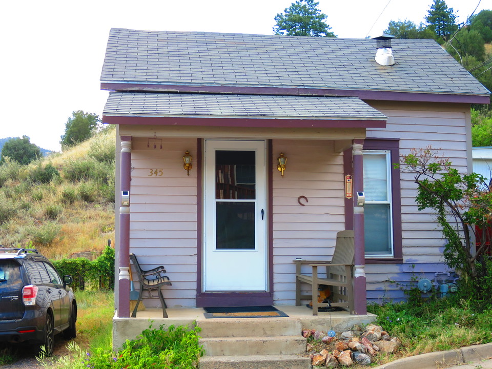 345 8th Ave, Unit 607 Centennial Drive - H in Idaho Springs, CO - Foto de edificio