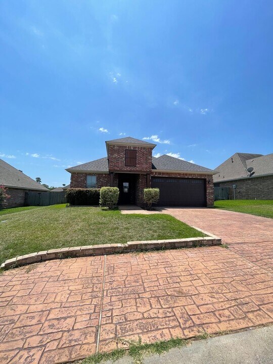 2027 Briar Hollow in Shreveport, LA - Building Photo