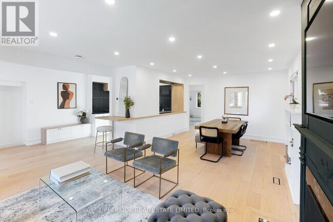 215 Ridley Blvd in Toronto, ON - Building Photo - Building Photo