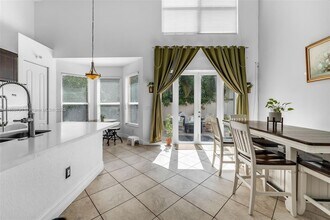 1755 NE 37th Ave, Unit 320 in Homestead, FL - Building Photo - Building Photo