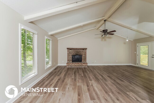 5140 Willow Ridge Dr, Unit 302 in Pinson, AL - Foto de edificio - Building Photo