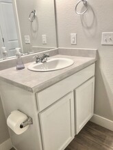 981 S Sable Blvd, Unit 107 in Aurora, CO - Foto de edificio - Building Photo