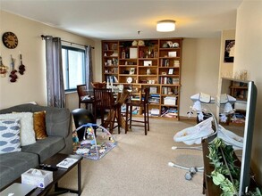 51 Schuyler Ave in Stamford, CT - Building Photo - Building Photo
