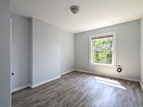 5401 Broad St in Pittsburgh, PA - Building Photo - Building Photo