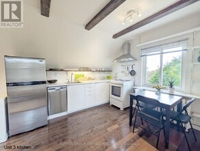 117 Bellhaven Rd in Toronto, ON - Building Photo - Building Photo