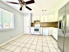 12613 Turtle Rock Rd in Austin, TX - Building Photo - Building Photo