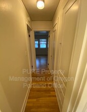 1808 SE Clinton St in Portland, OR - Building Photo - Building Photo