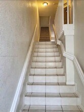 721 SW 148th Ave in Davie, FL - Foto de edificio - Building Photo