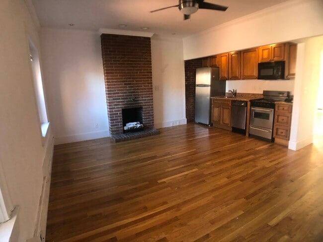 29 Hereford St, Unit #48 - 5 in Boston, MA - Foto de edificio - Building Photo