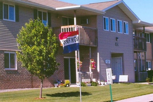 Hilltop Park Apartments Photo