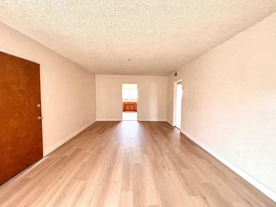 524 N 21st St, Unit B in Montebello, CA - Building Photo