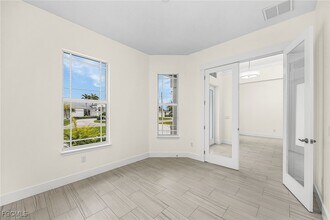 3614 SE 17th Pl in Cape Coral, FL - Building Photo - Building Photo