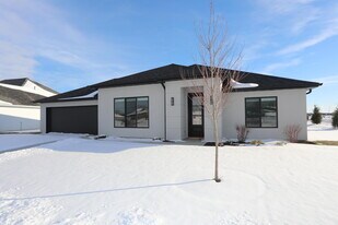 4400 Royal County Rd in Columbia, MO - Building Photo