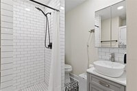 1327 Idylwild St photo'