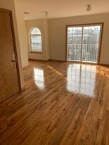 555 Livingston St in Elizabeth, NJ - Building Photo