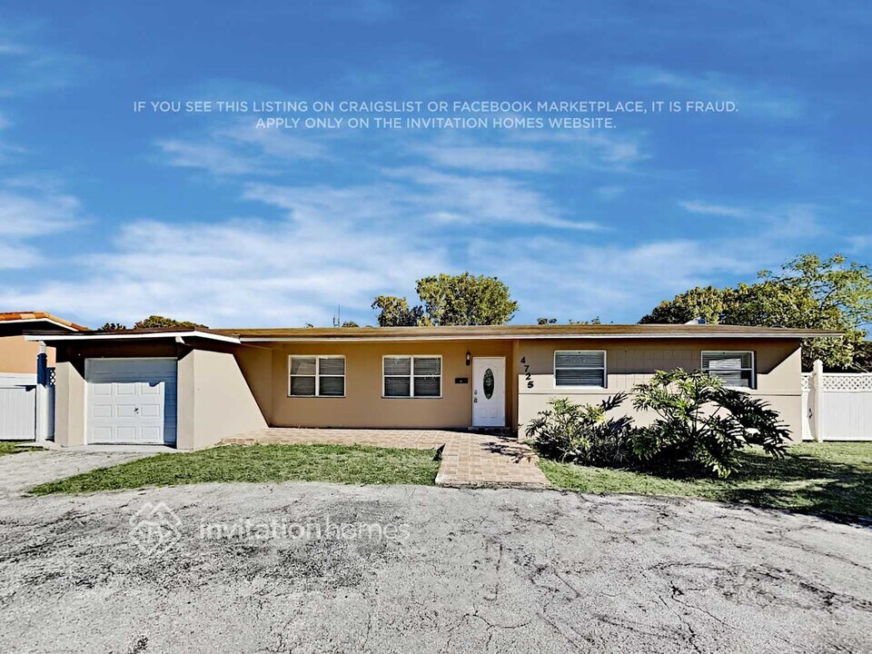 4725 NW 2nd Ct in Plantation, FL - Building Photo