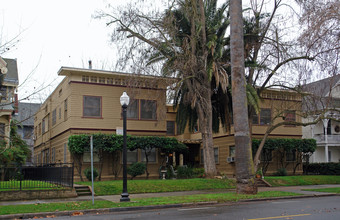 2620 I St in Sacramento, CA - Building Photo - Building Photo