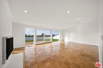 27041 Whitestone Rd in Rancho Palos Verdes, CA - Building Photo - Building Photo