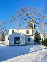10 Greenwood Ave in Darien, CT - Building Photo - Building Photo